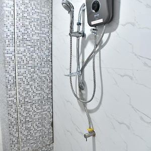 Camera economica con letto king size